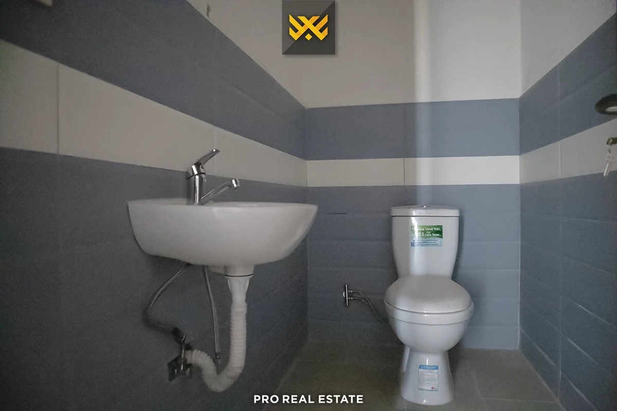 Zyrë 62.5m² për #SHITJE te Prishtina e Re