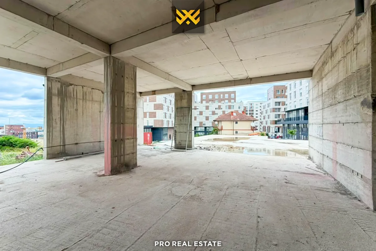 Lokal 100.57m² për #SHITJE në Veternik