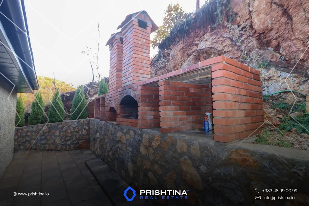 Villë në #shitje 200m² në magjistralen Prishtinë–Gjilan