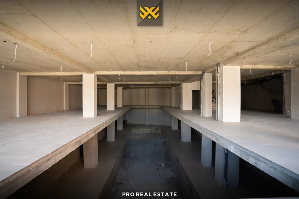 Lokal 1087m² me #QIRA te Prishtina e Re.