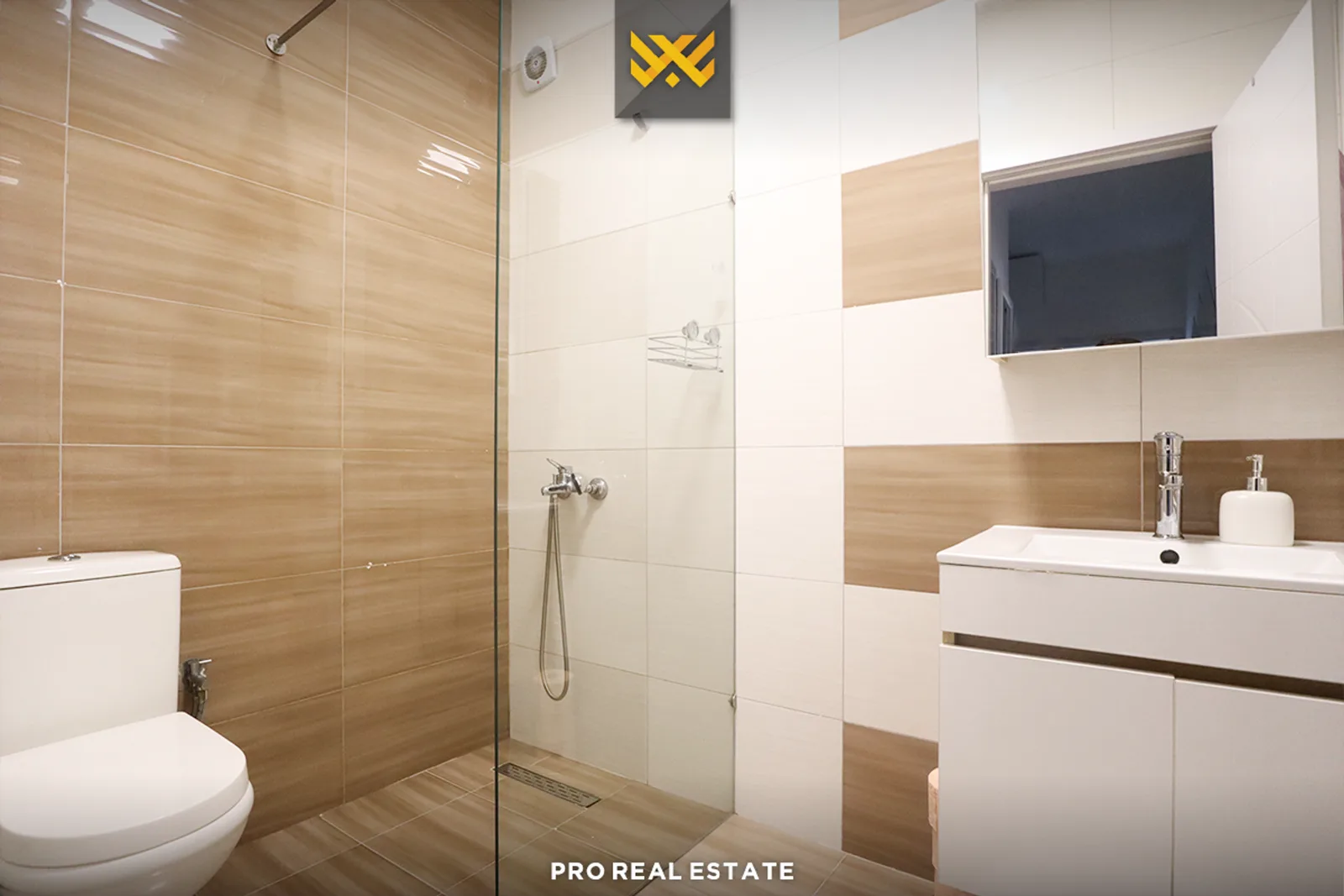 Banesë 82.7m² në #SHITJE në Emshir.