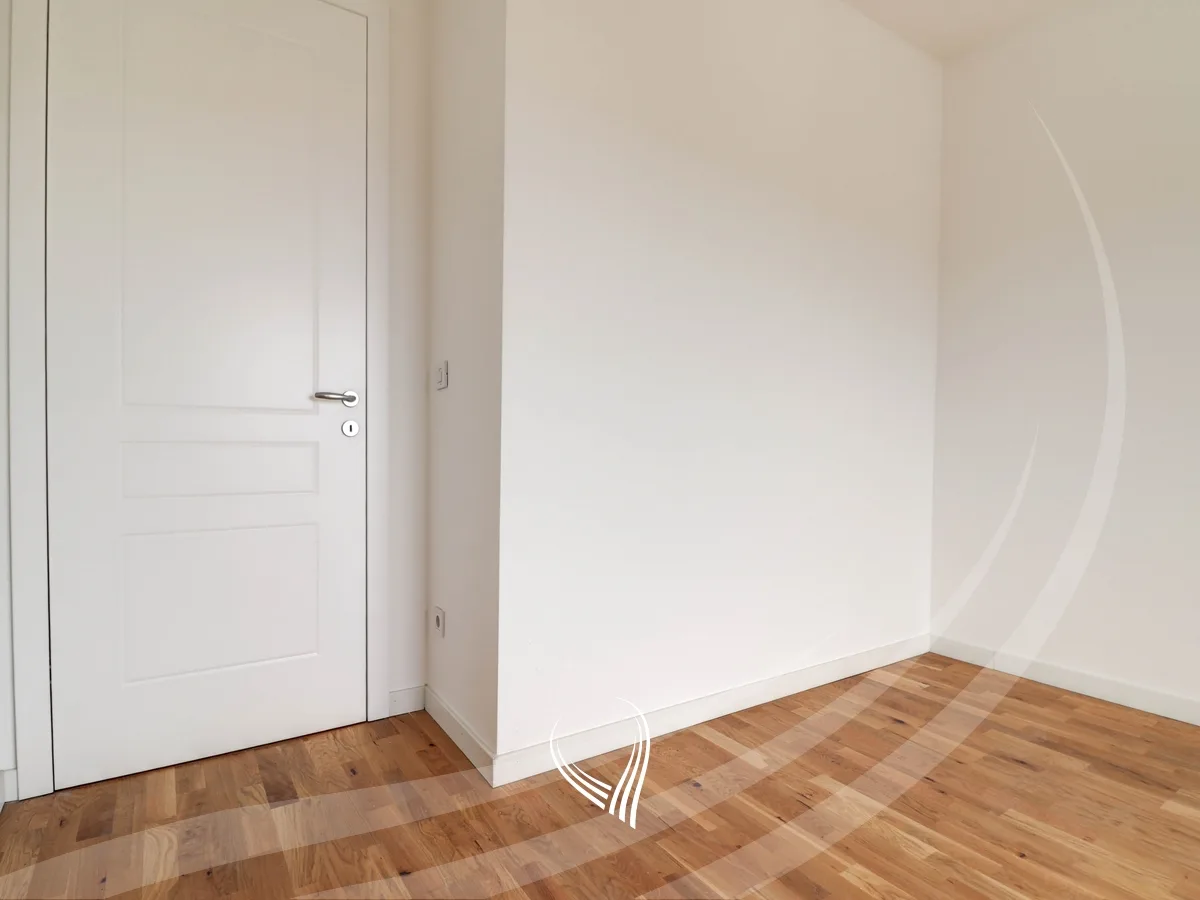 Banesë me 1 dhomë gjumi në shitje në lagjen e Muhaxherëve