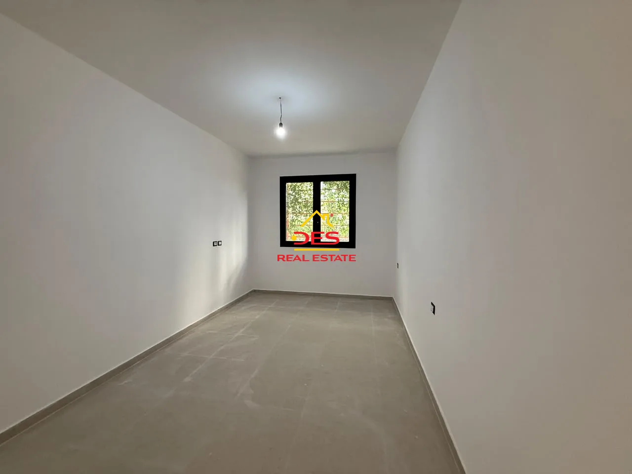 Shitet apartament 2+1 në uji të ftohtë, pranë marina bay – vlorë