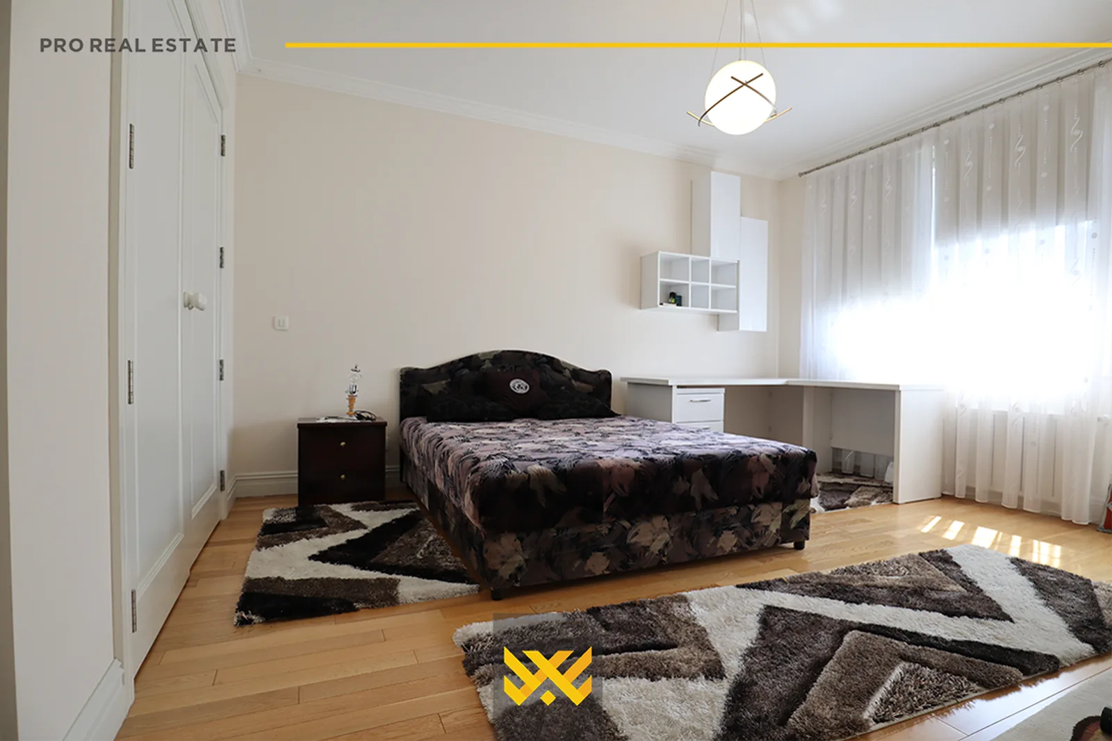 Shtëpi 250m² me #QIRA në Fshatin Ndërkombëtar.