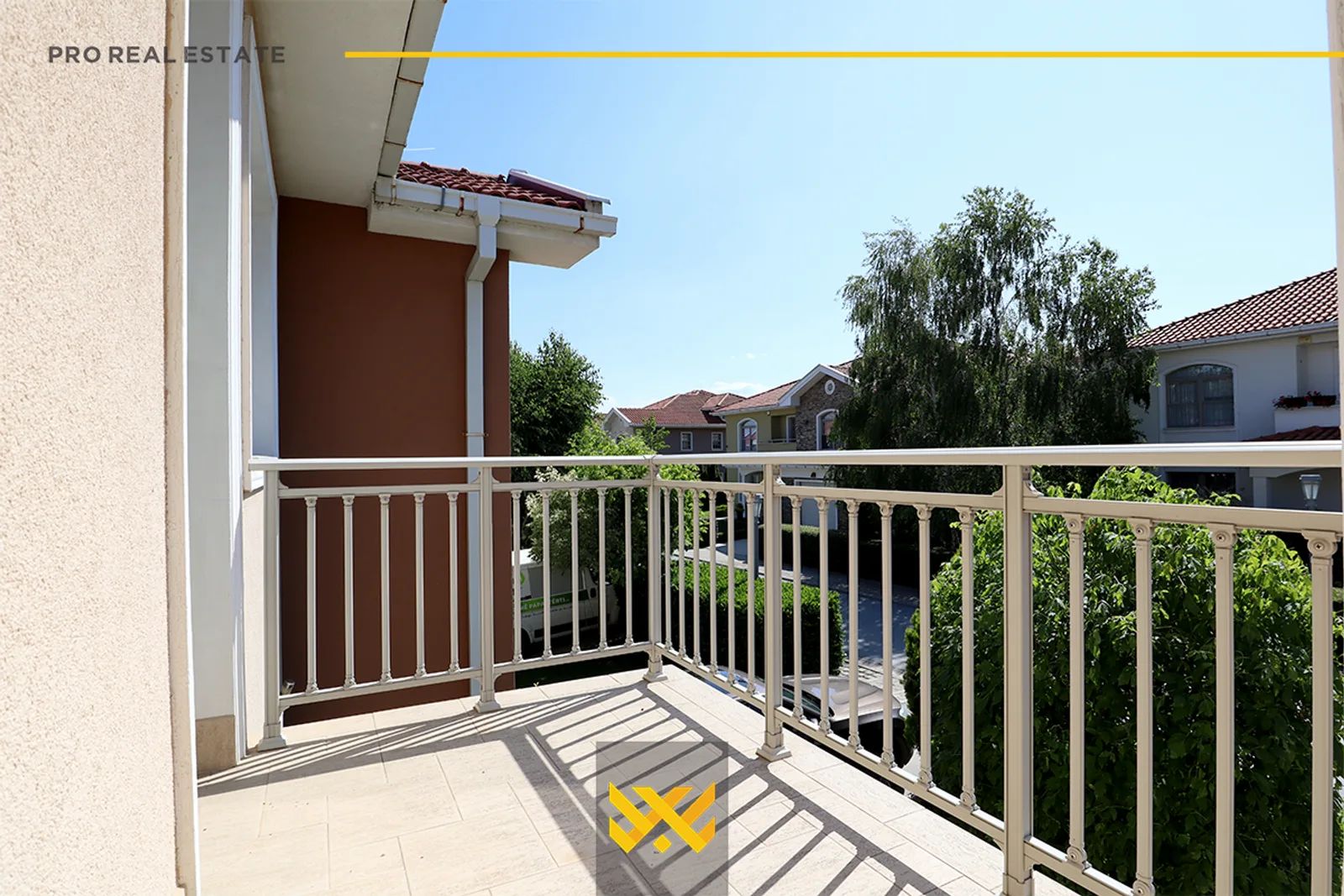 Shtëpi 250m² me #QIRA në Fshatin Ndërkombëtar.