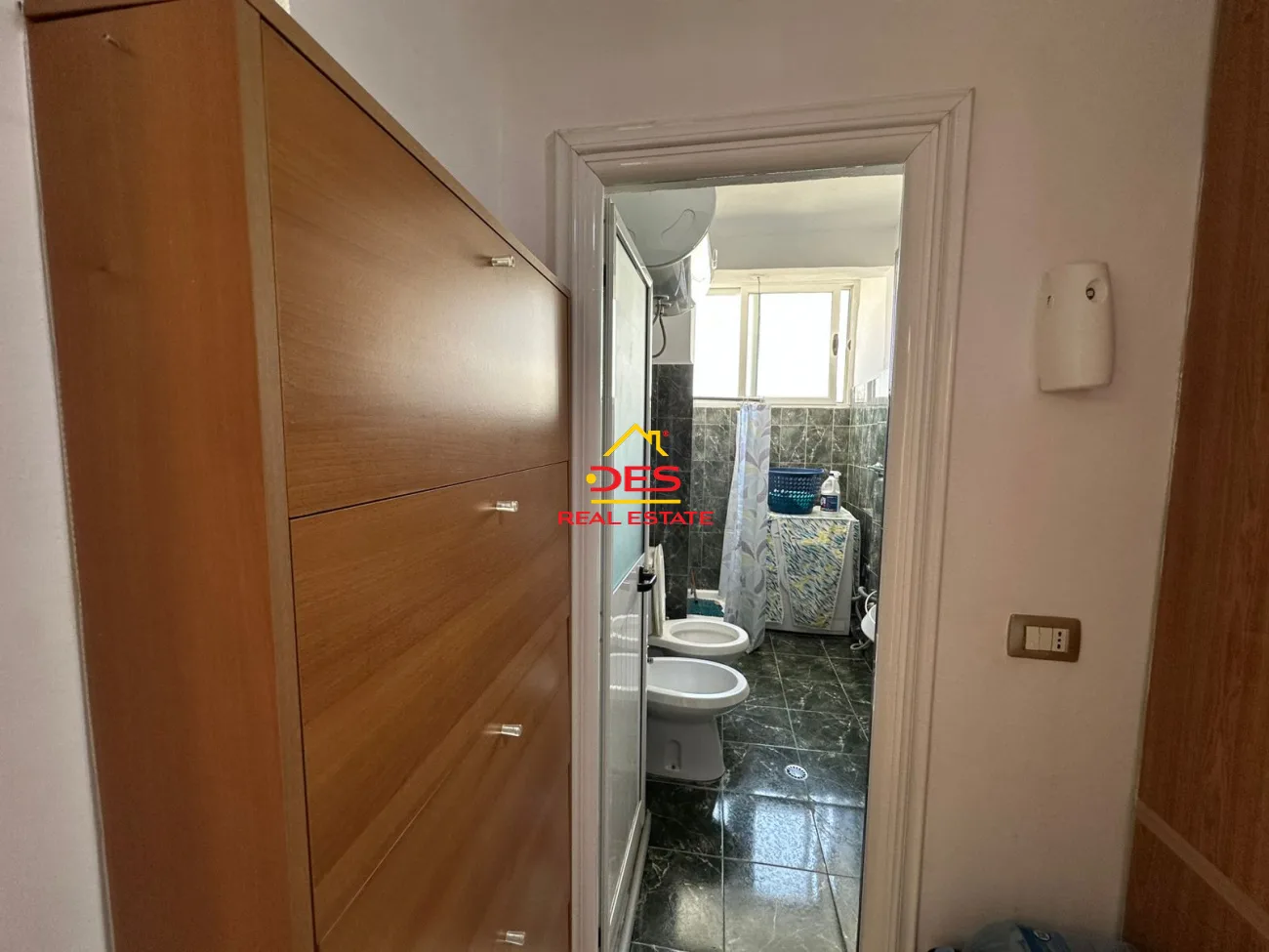 Jepet me qira apartament 1+1 në elbasan.