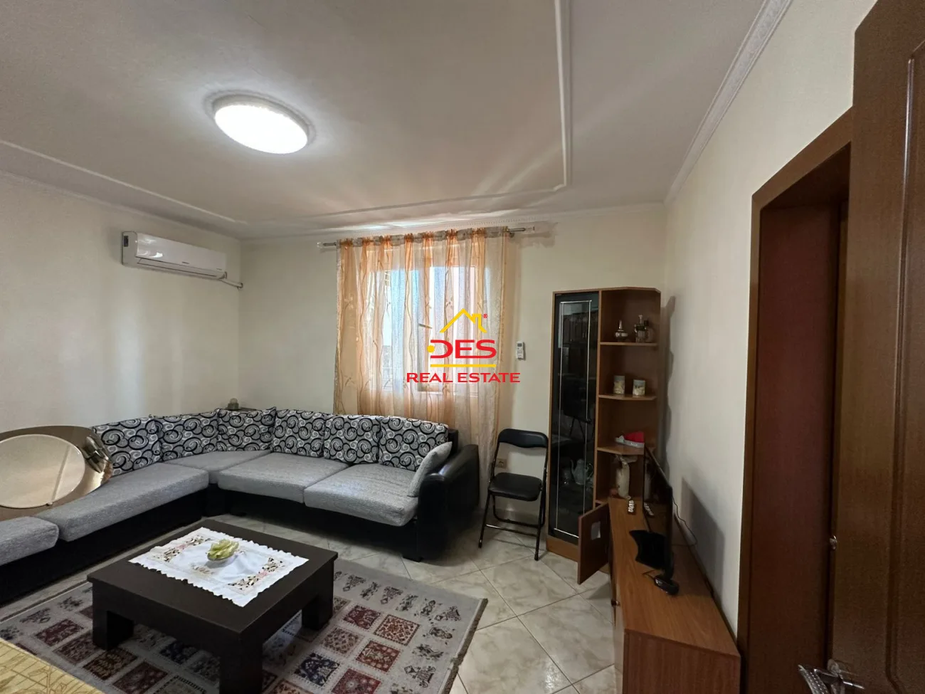 Jepet me qira apartament 1+1 në elbasan.