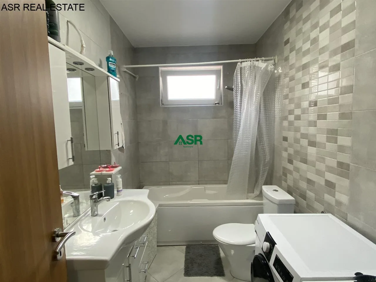 #ID:3620 Banesë 81.2m2 ne  #shitje në lagjen e muhaxhereve