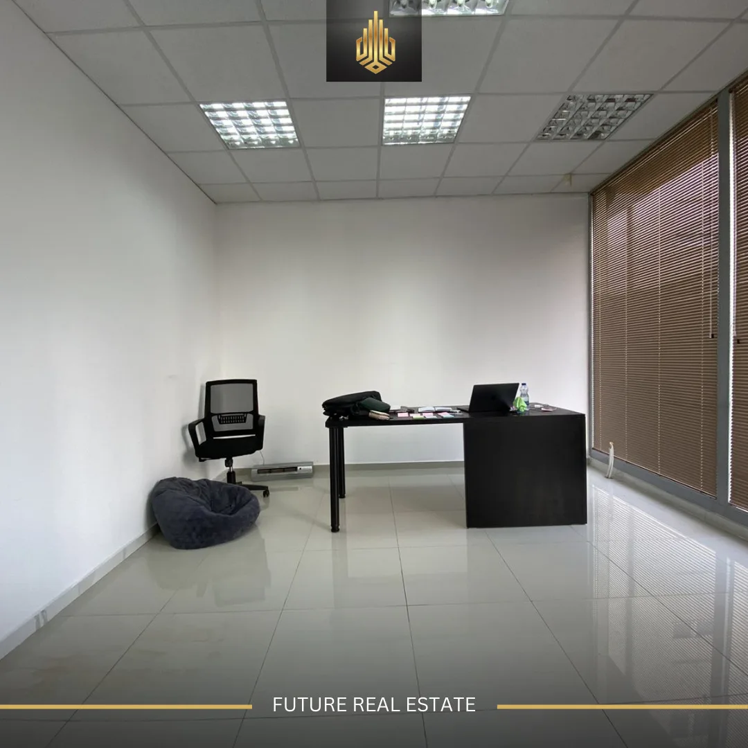 Lokal me QERA/103m²