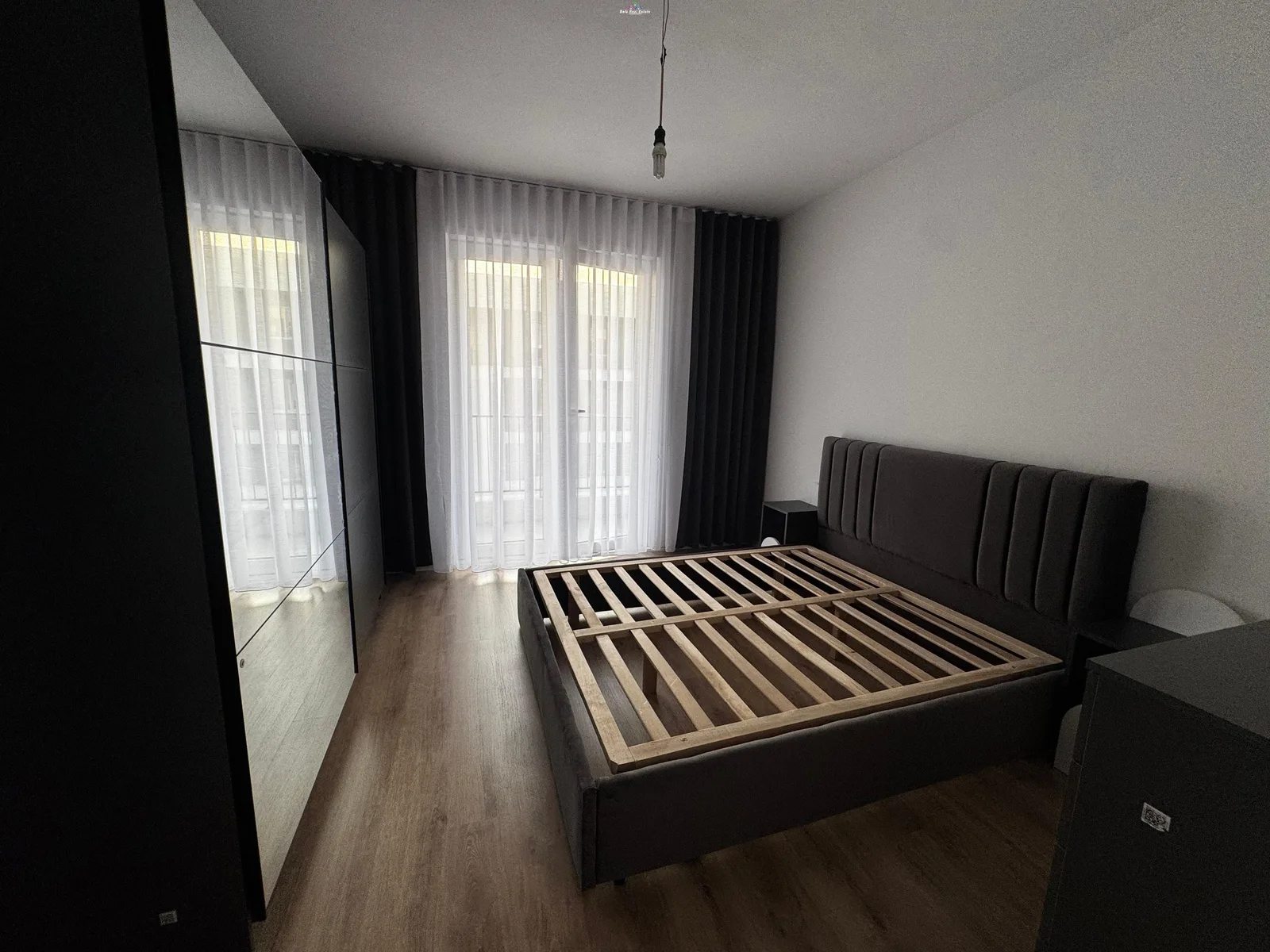 Apartament Me Qera 2+1 Tek Univers City (ID B2201946) Tirane