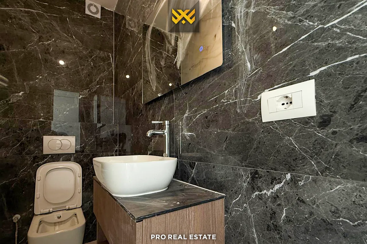 Banesë / Zyrë 84m² me #QIRA në Emshir