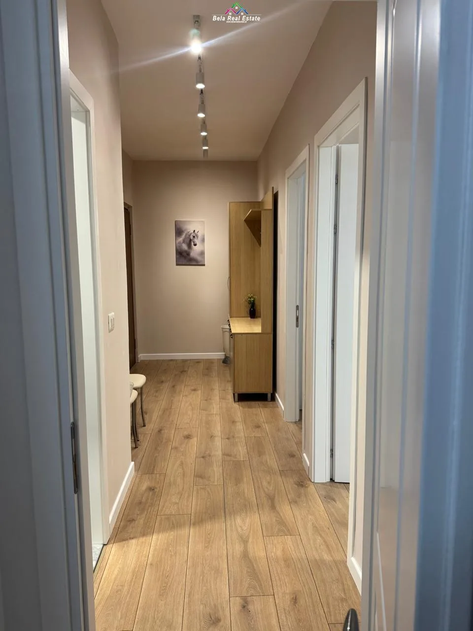 Apartament Me Qera 2+1 Ne Myslym Shyr (ID B2201786) Tirane