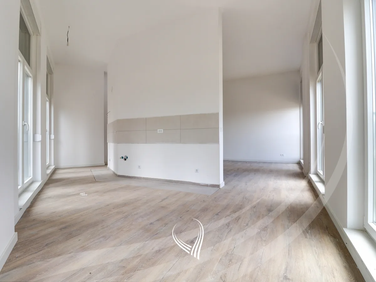 Zyre me 4 dhoma pune me qira në lagjen Mati 1 – Kodrina