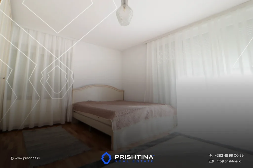 Shtëpi në shitje 330m² në Sofali