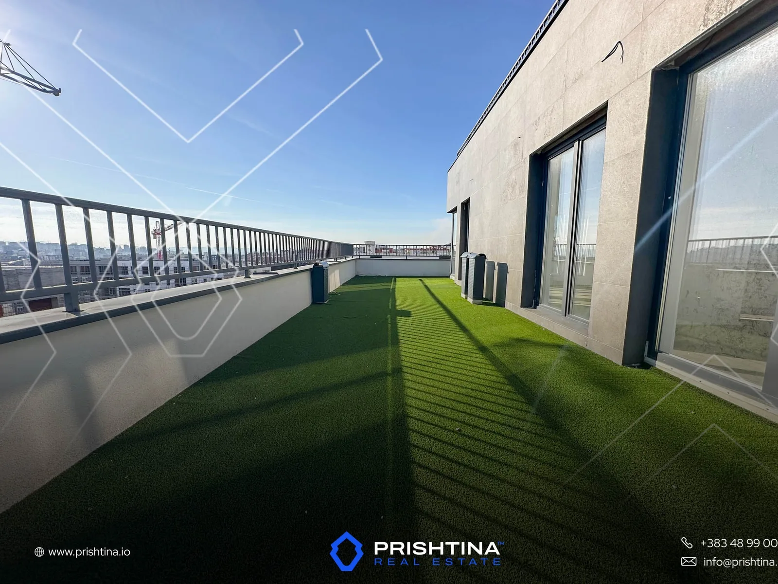 Banesë me qira 188m² + 92m² në Muharrem Fejza