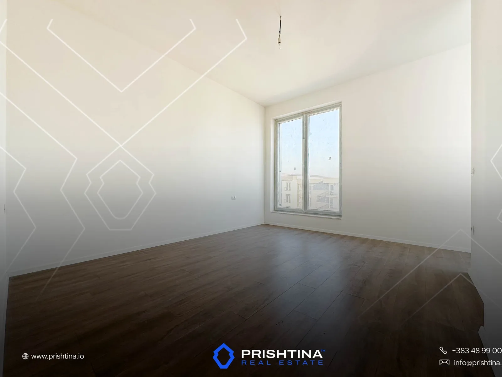 Banesë me qira 188m² + 92m² në Muharrem Fejza
