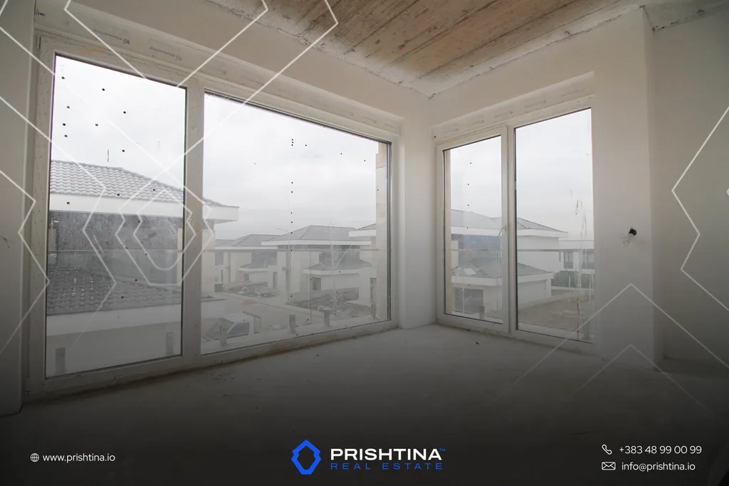 Shtepi ne #shitje 452m² dhe 352m² ne Cagllavice