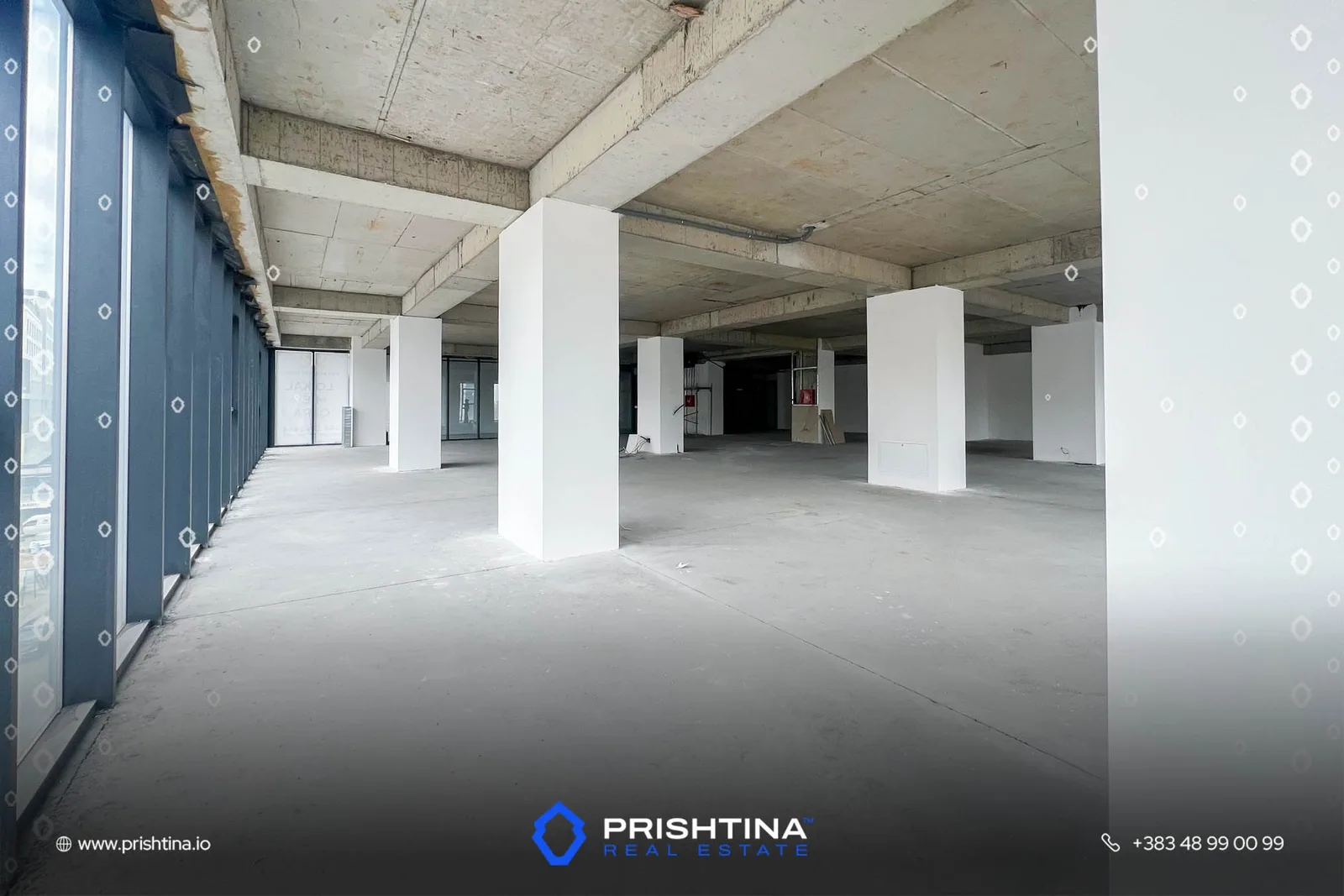 Zyrë me qira 519m² në Lakrishtë
