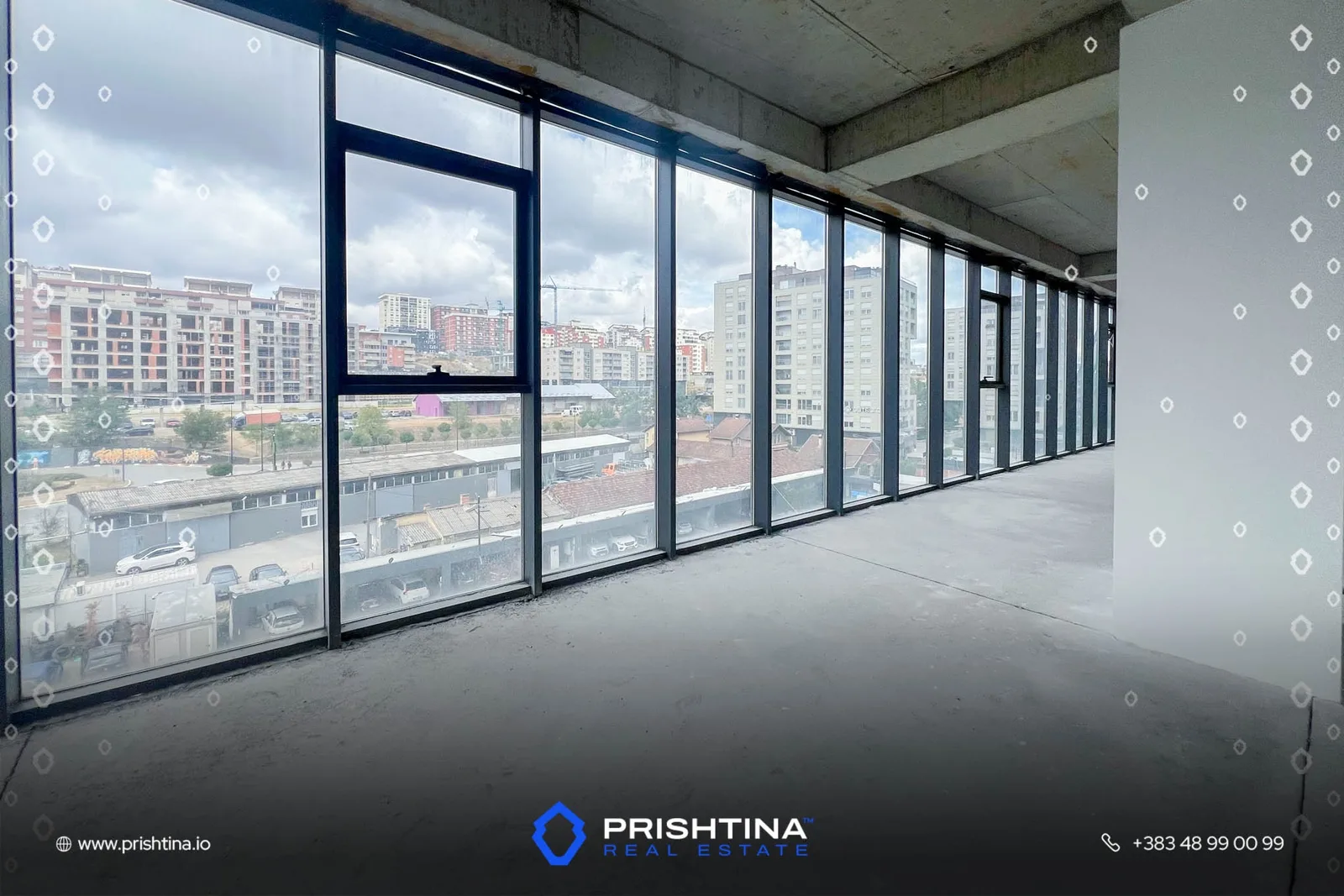 Zyrë me qira 519m² në Lakrishtë