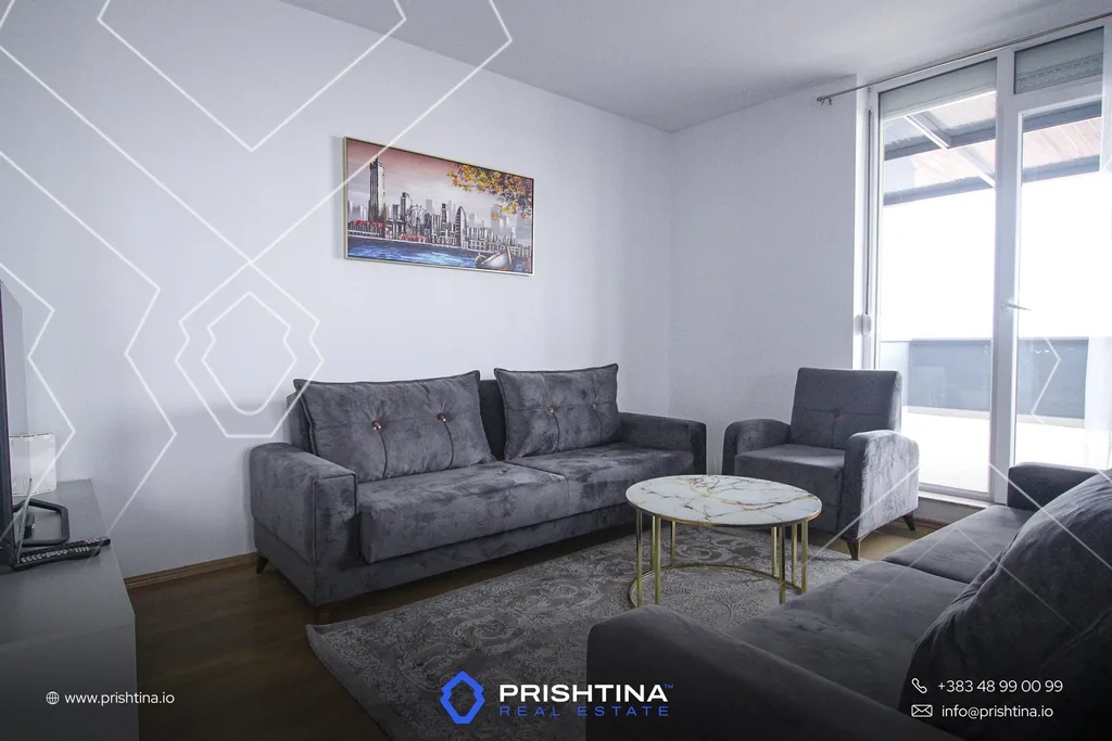 Penthouse me qira 100m² + 120m² në Fushë Kosovë