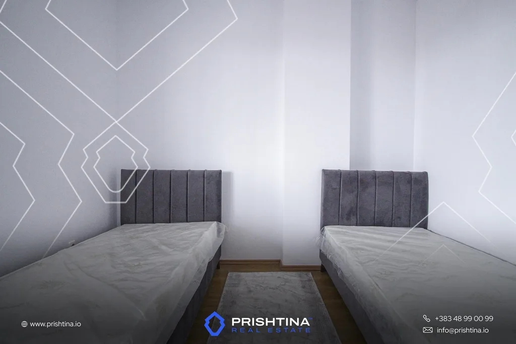 Penthouse me qira 100m² + 120m² në Fushë Kosovë