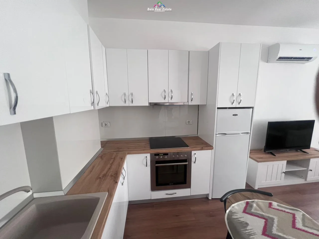 Apartament me Qera 1+1 tek Stacioni i Trenit (ID B2101055) Tirane