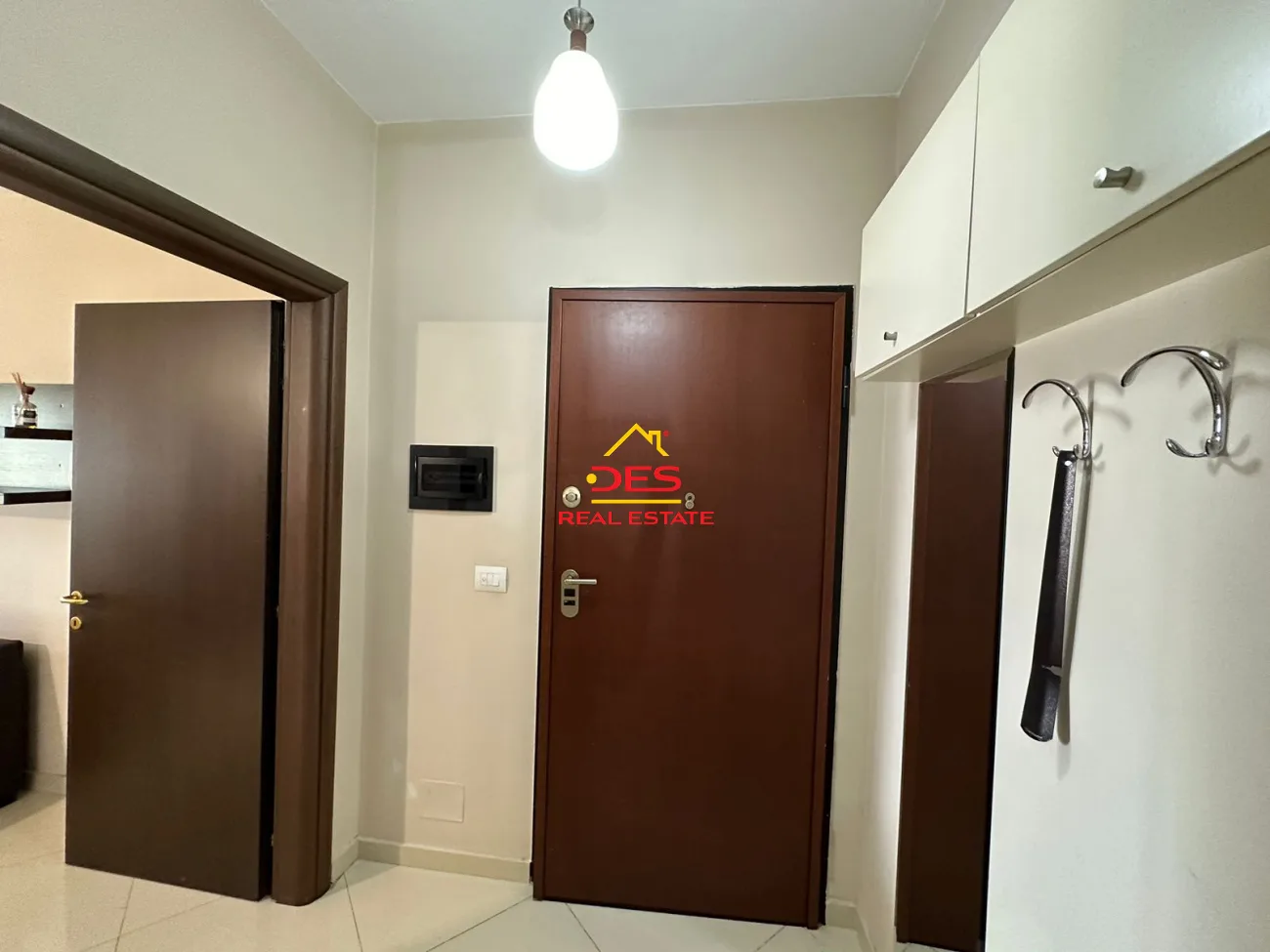 Jepet me qira apartament 1+1 në qendër të qytetit,elbasan.