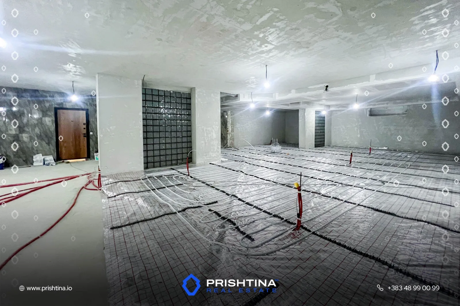 Lokal me qira 450m² në Emshir