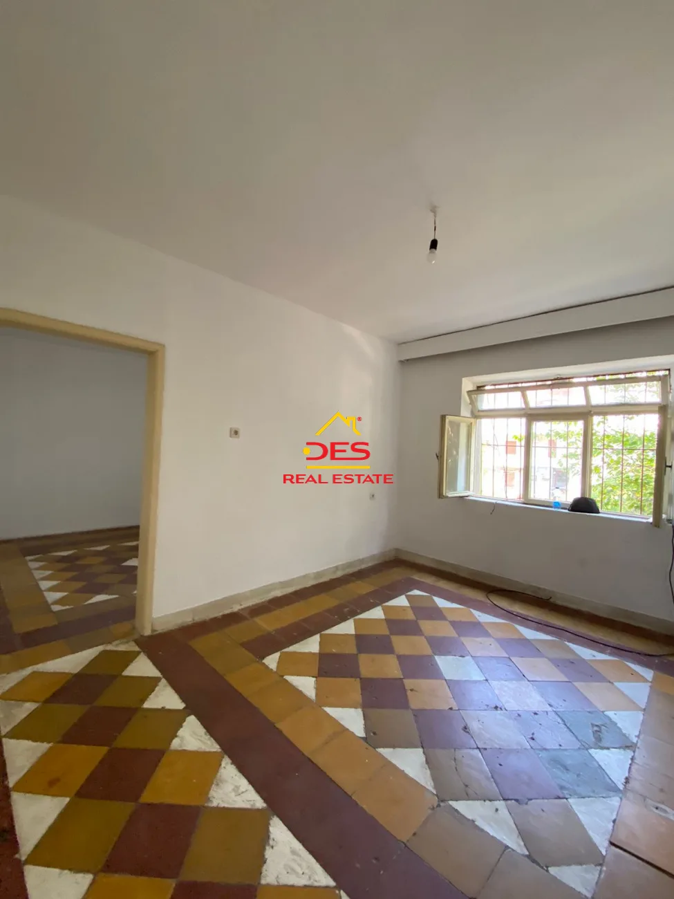 SHITET APARTAMENT 2+1 TE TREGU I ORIZIT,VLORË 🏢 Pallat ekzistues!