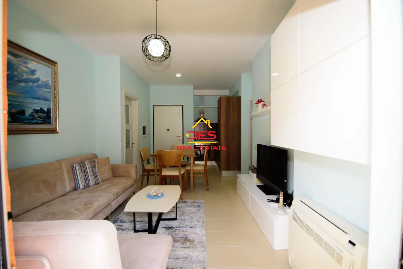 Shitet apartament 2+1 te diamond hill,vlorë