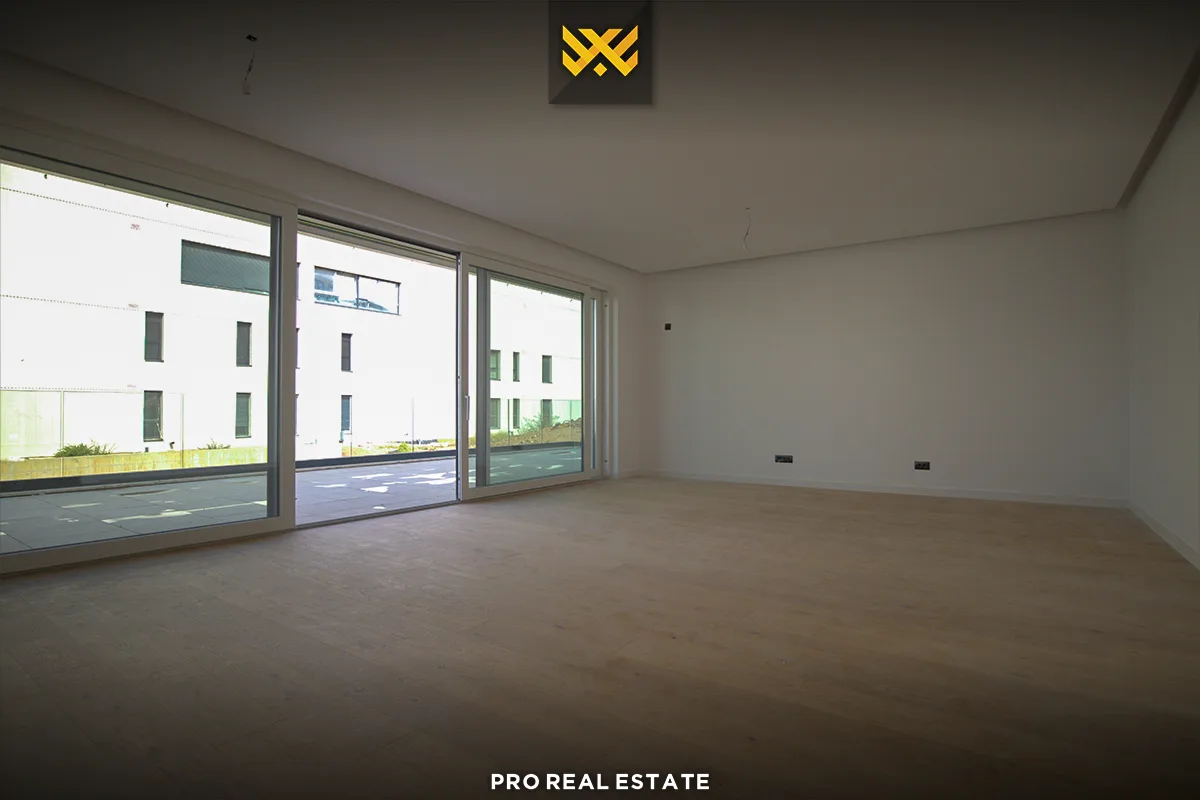 Banesë / Terracier 164m² + 50m² me #QIRA në Lagjen Marigona Hill.