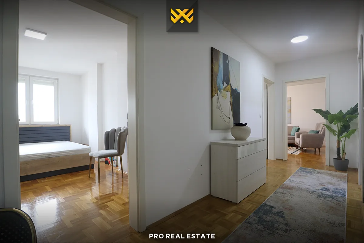 Banesë 102m² për #SHITJE në Lagjen e Spitalit.
