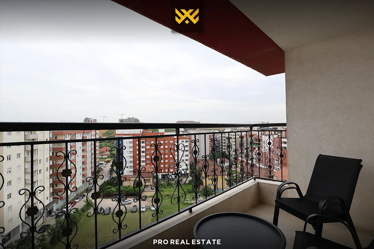 Banesë 102m² për #SHITJE në Lagjen e Spitalit.