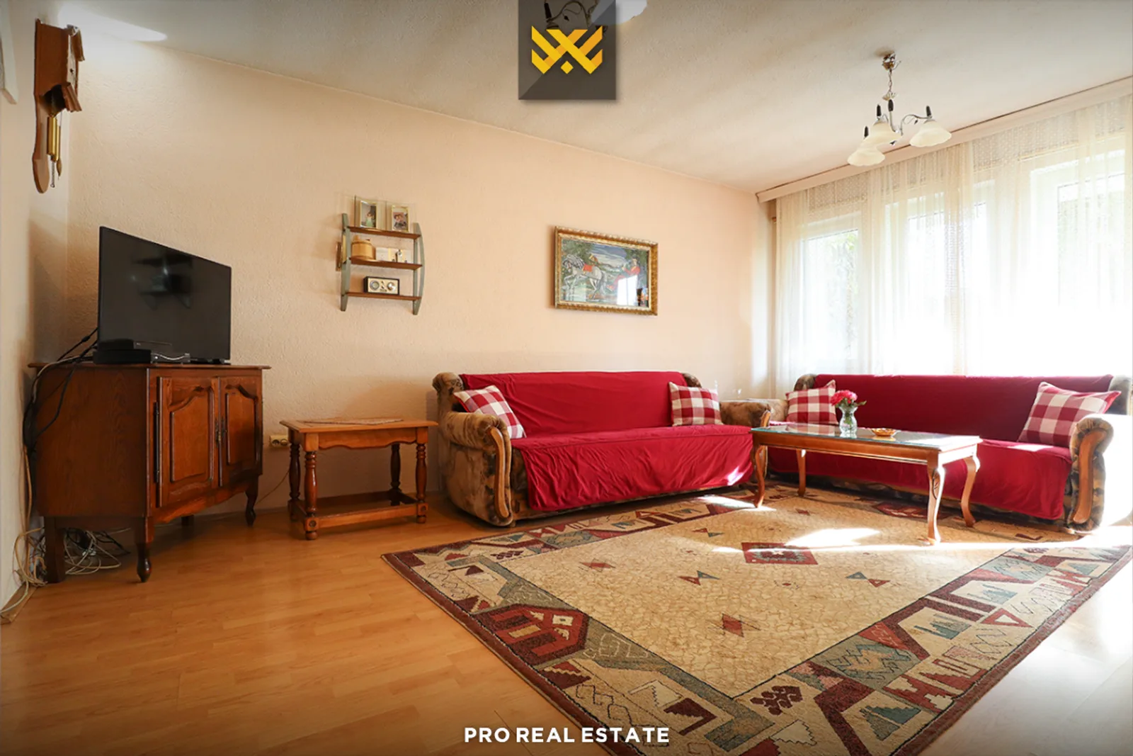 Shtëpi 240m² në #SHITJE në Taslixhe.