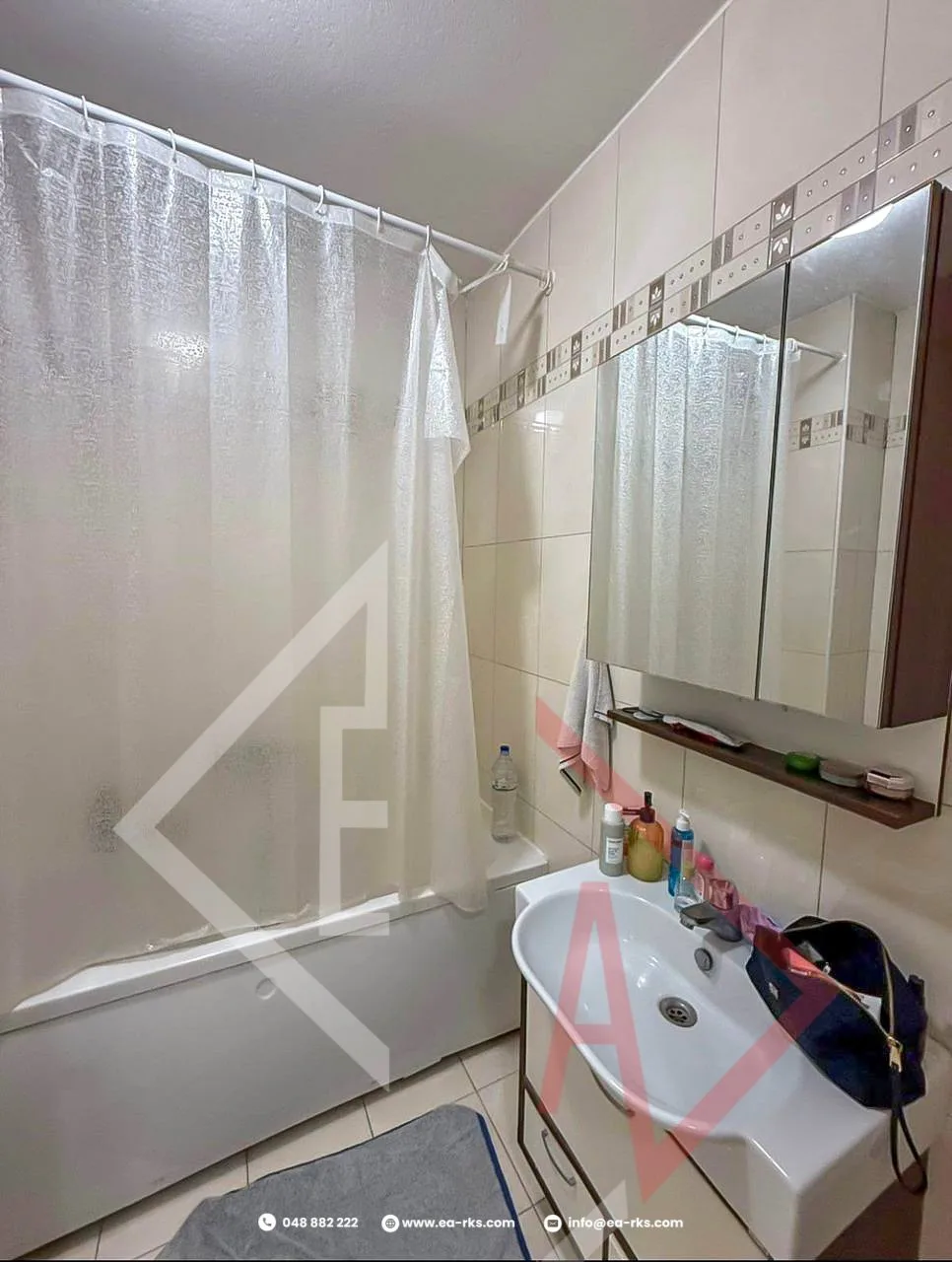 🏡 Banese me Qira – Standardi, Bregu i Diellit