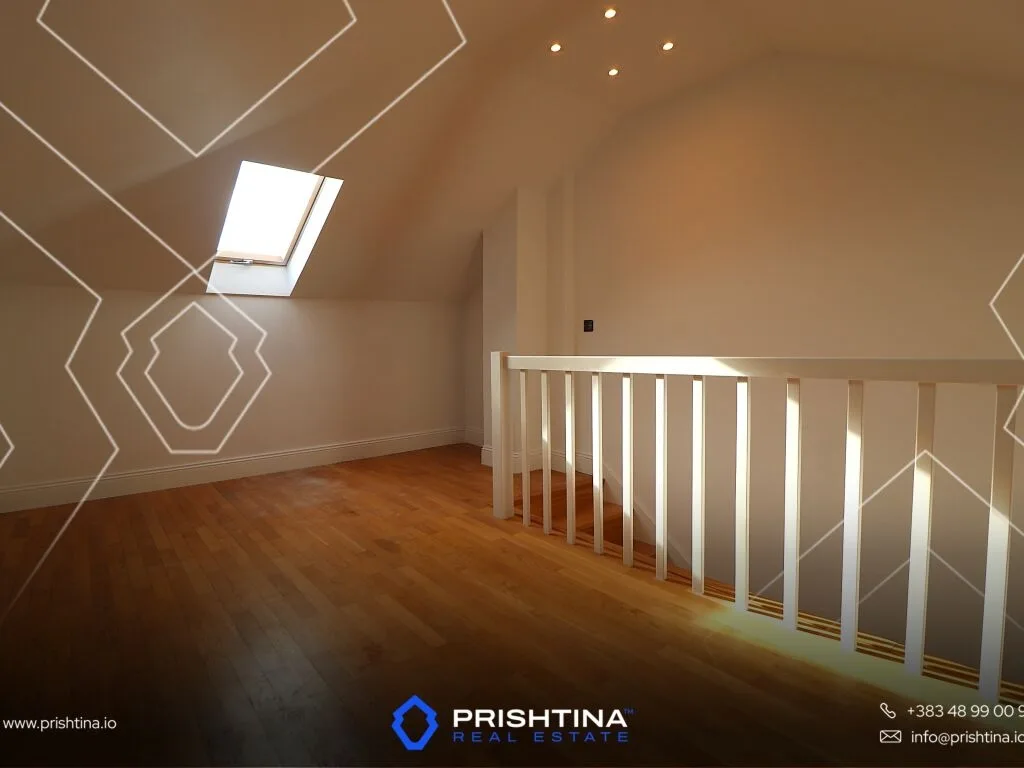 Shtëpi në #shitje 235m² + 30m² në Bernicë