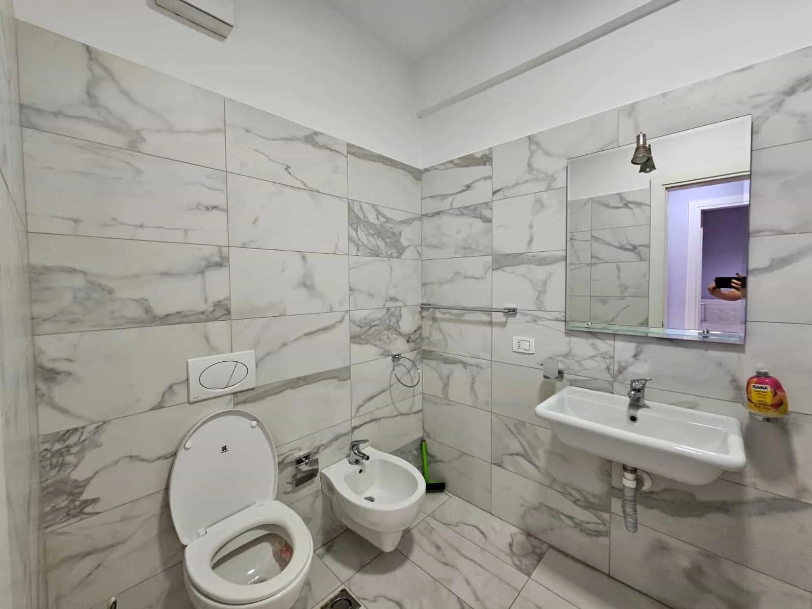 Apartament ne shitje 3+1+2 tek Kompleksi Delijorgji (ID B13098) Tirane.