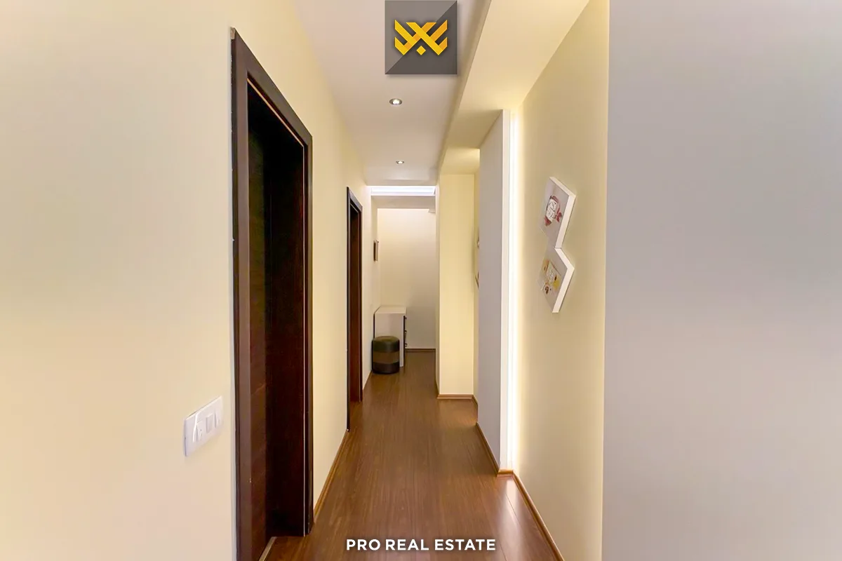 Banesë Penthouse 200m² me #QIRA te Mati 1