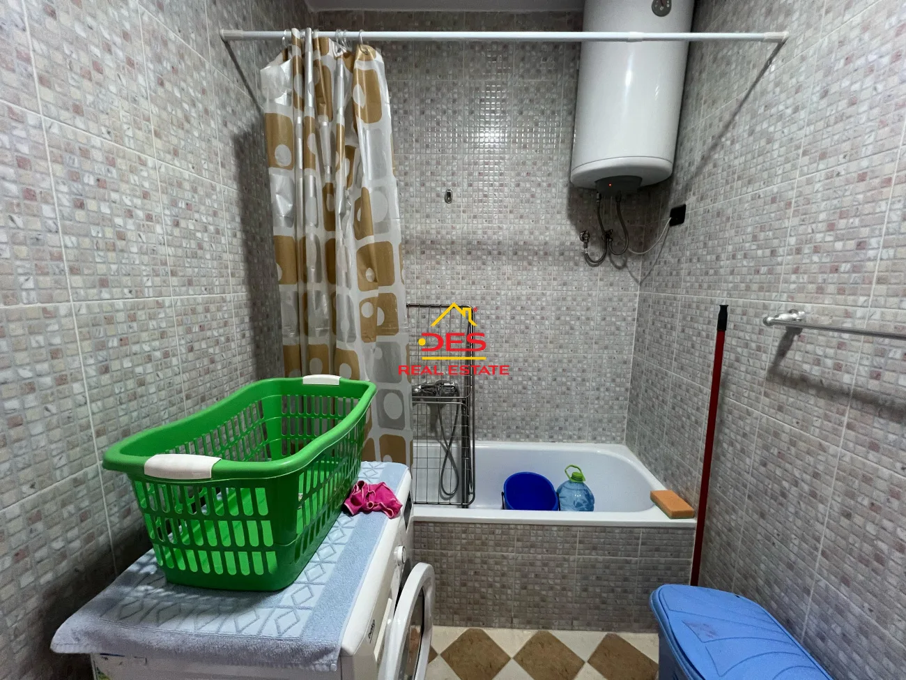 Jepet me qira apartament 1+1 te aleksandria, vlorë