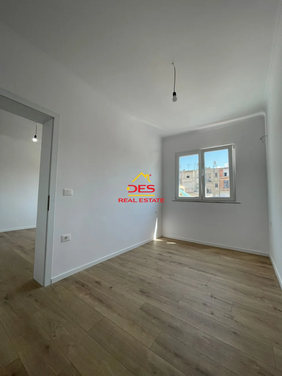 Shitet apartamente 1+1 pranë 21 dhjetorit,tiranë