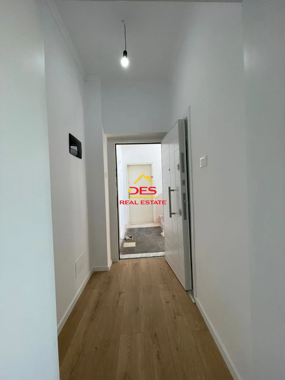 Shitet apartamente 1+1 pranë 21 dhjetorit,tiranë