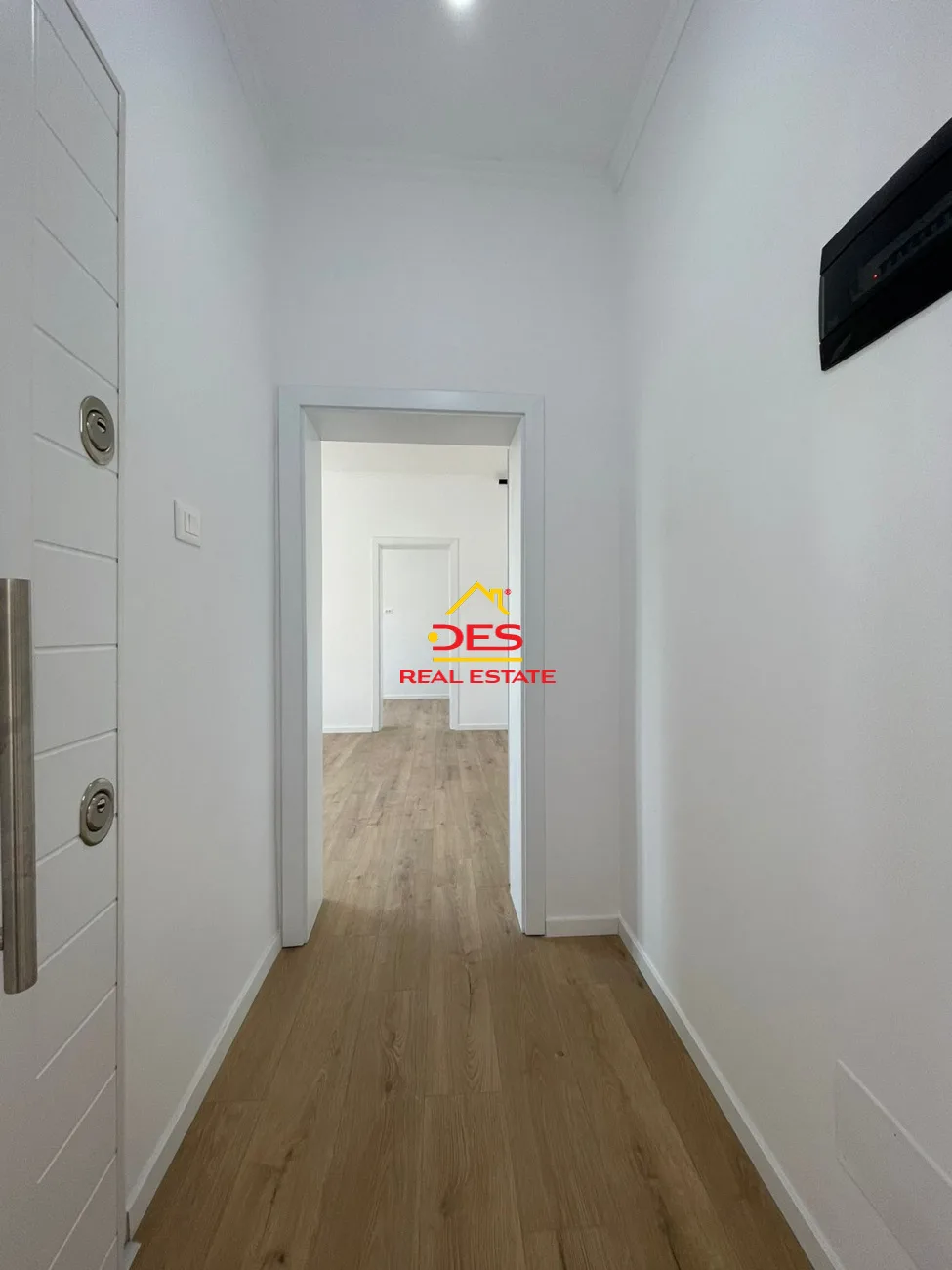 Shitet apartamente 1+1 pranë 21 dhjetorit,tiranë