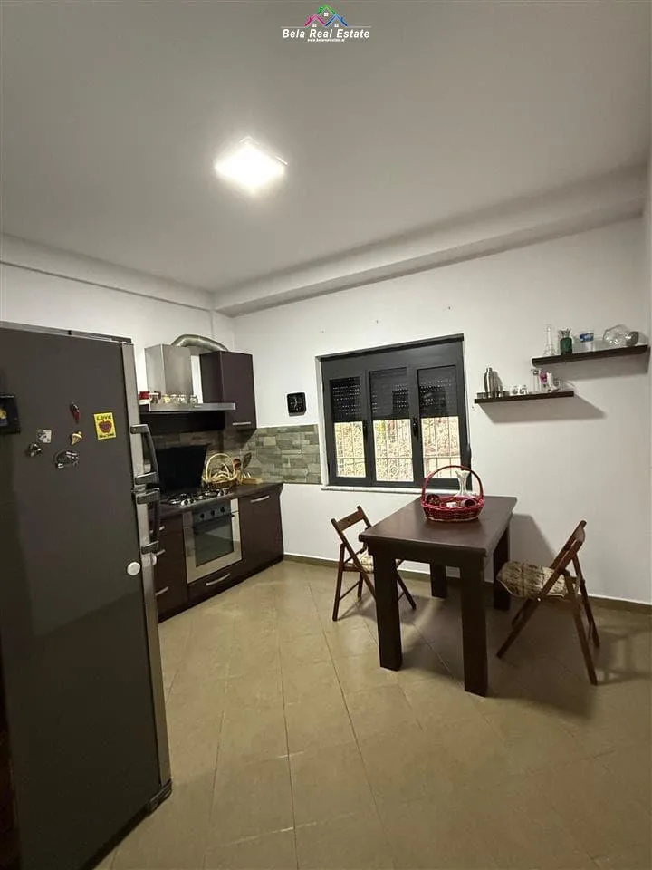 Kat Vile Me Qera 1+1 Tek Ish Tregu Elektrik (ID BV22349) Tirane