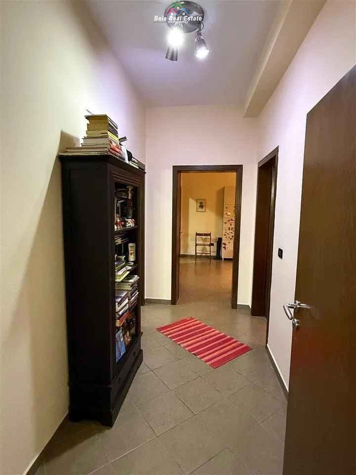 Kat Vile Me Qera 1+1 Tek Ish Tregu Elektrik (ID BV22349) Tirane