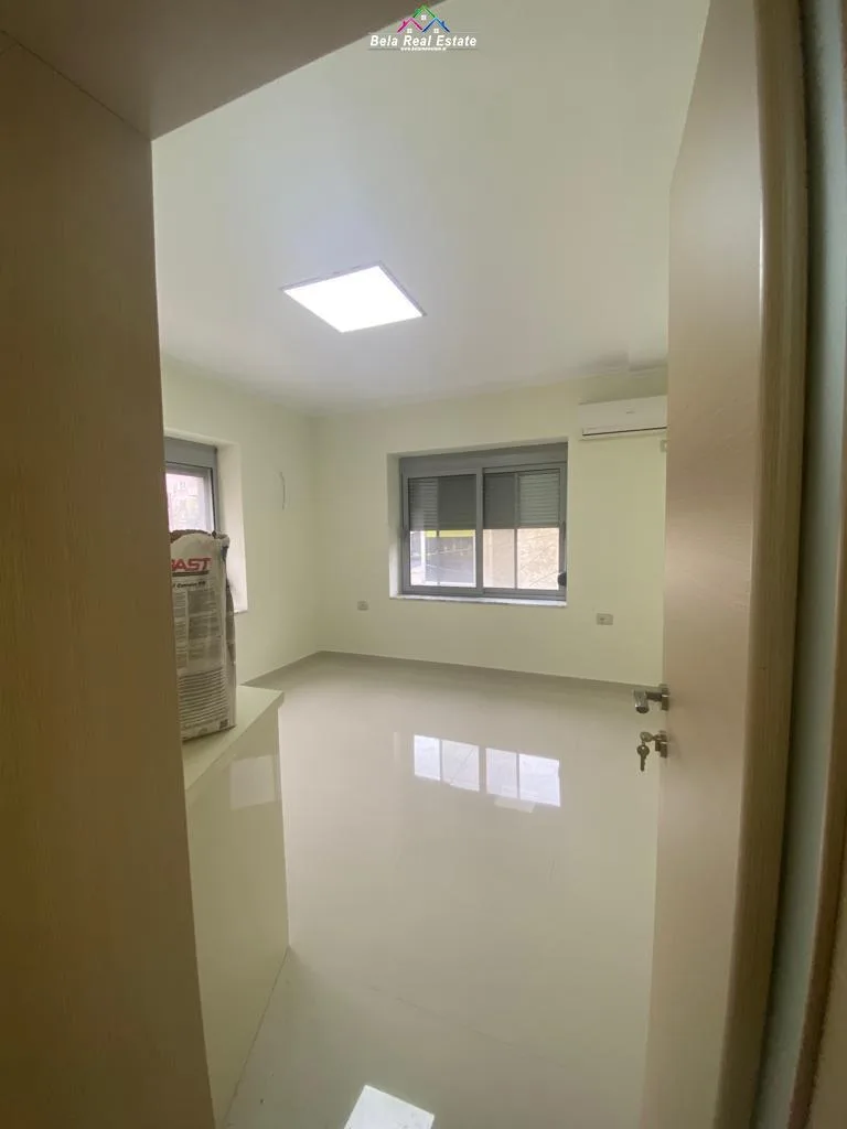 Zyre/ Ambient Biznesi Me Qera tek Rruga Bardhyl (ID BZ2382) Tirane