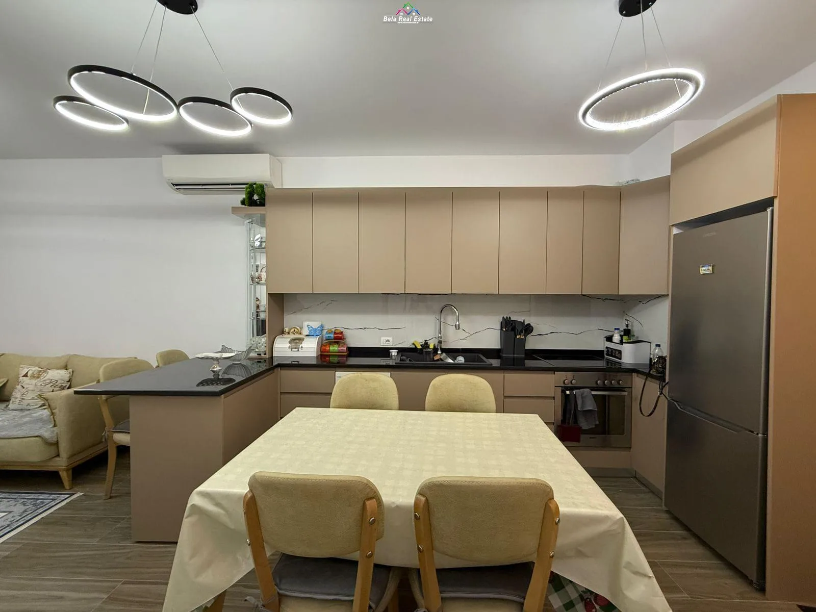 Apartament me qera 2+1+Post parkimi ne Astir (ID B2201492) Tirane