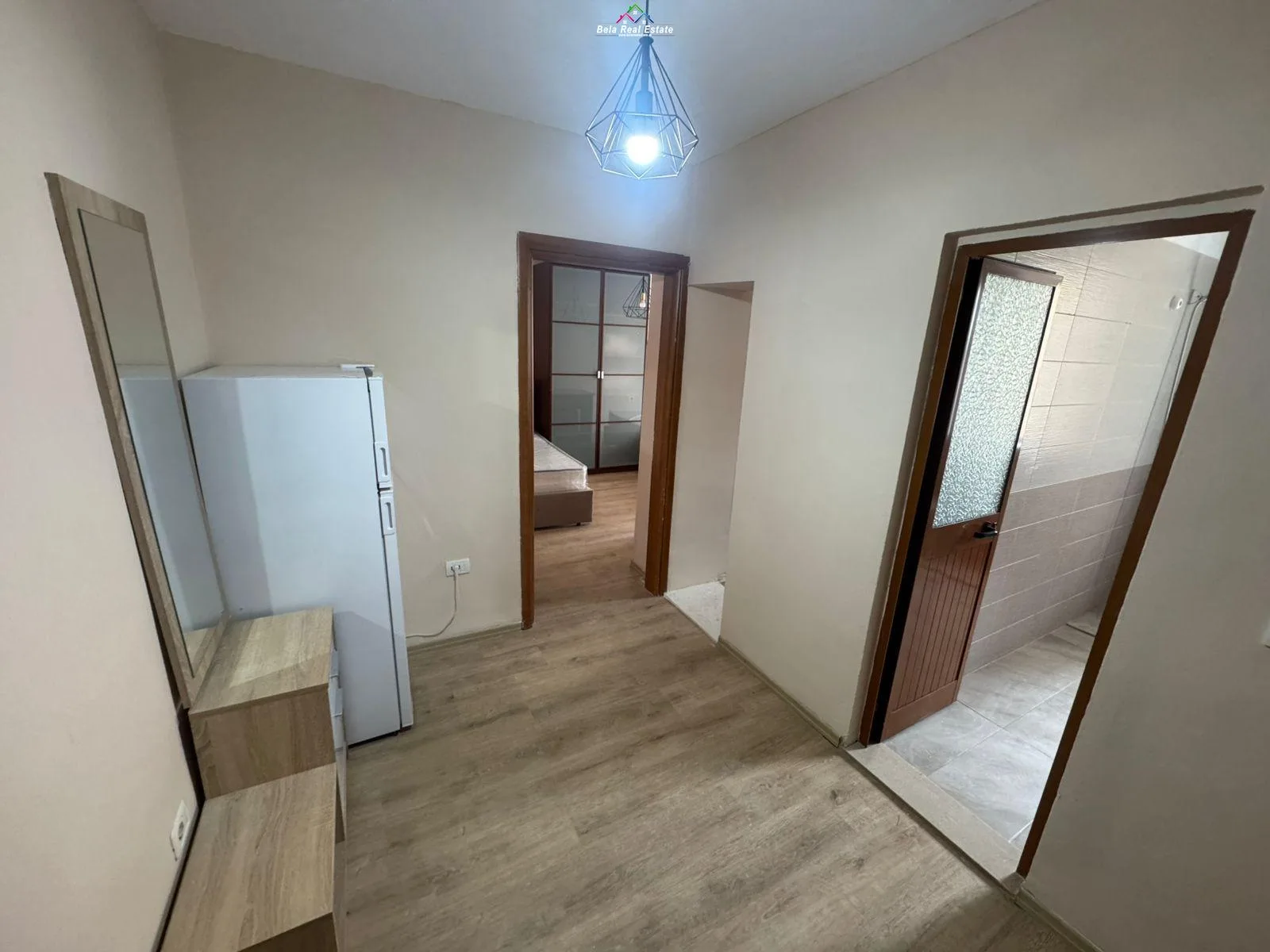 Apartament Me Qera 2+1 Tek ish Tregu Elektrik (ID B221376) Tirane