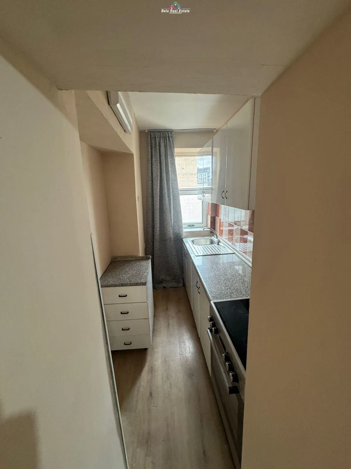 Apartament Me Qera 2+1 Tek ish Tregu Elektrik (ID B221376) Tirane