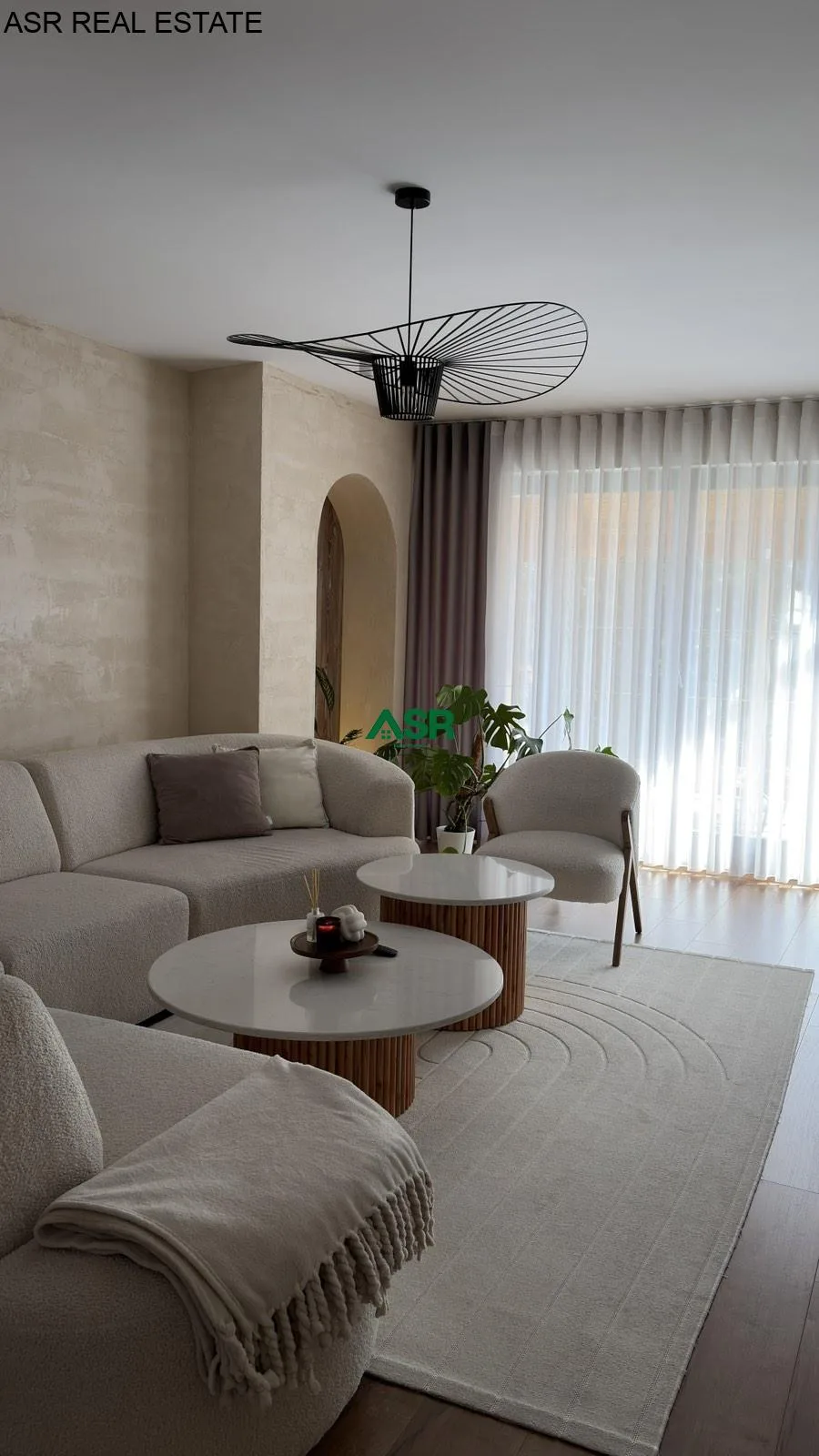 Shtëpi 420m² për SHITJE në Veternik