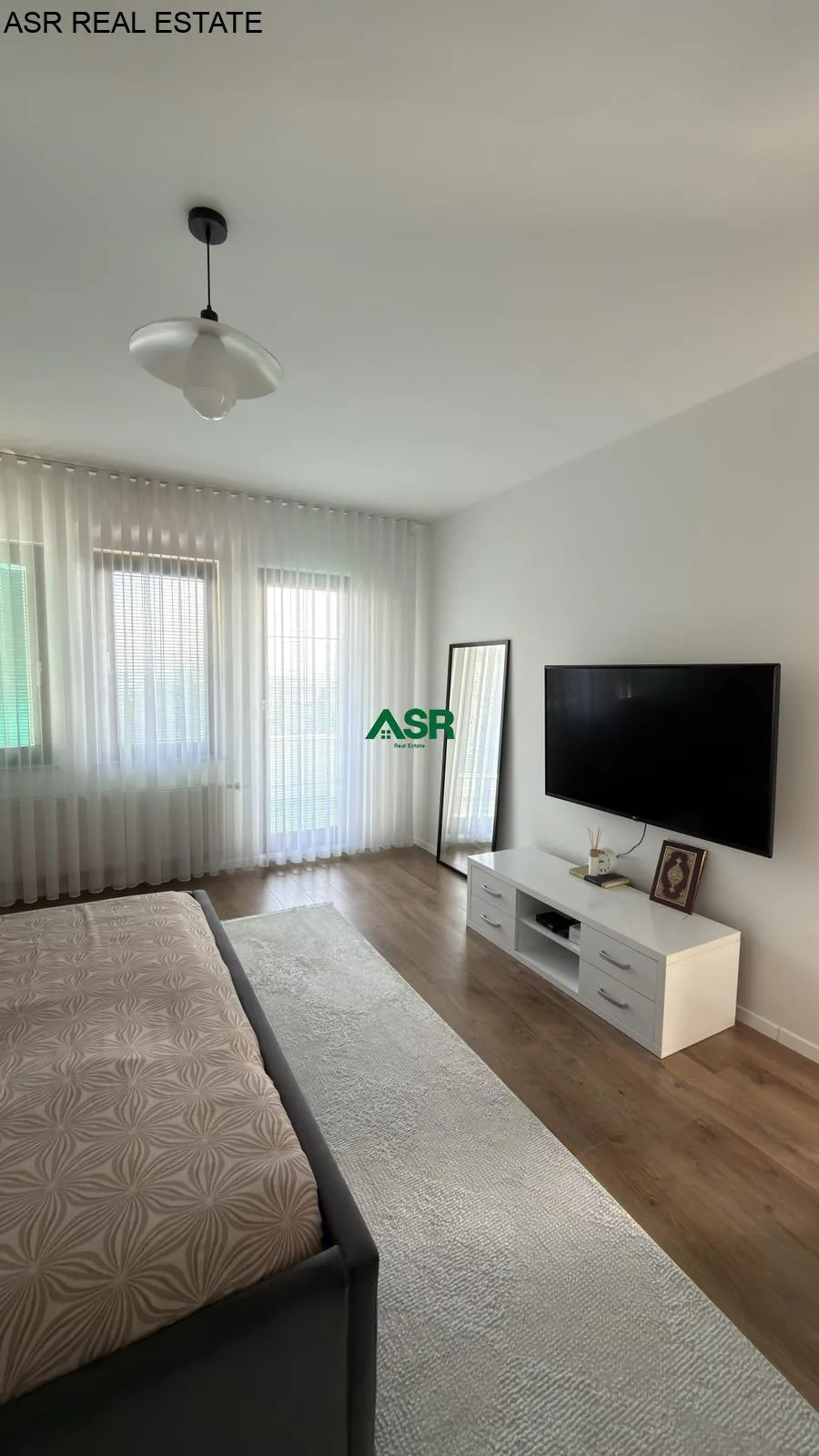 Shtëpi 420m² për SHITJE në Veternik